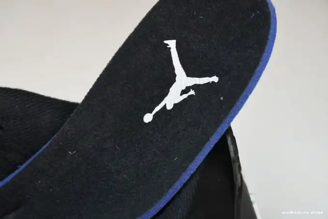 Retro 4 CT8527-018 Game Black Jordan Royal 0515